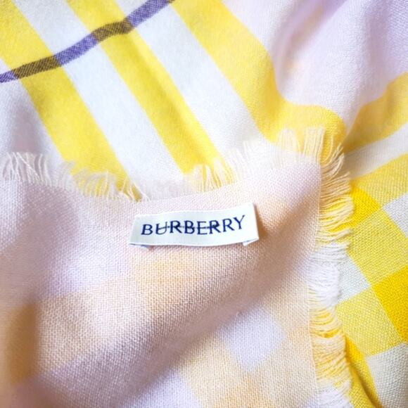 NWD$490 BURBERRY Giant Check Pattern Fringed Trim Wool Scarf - Picture 6 of 11